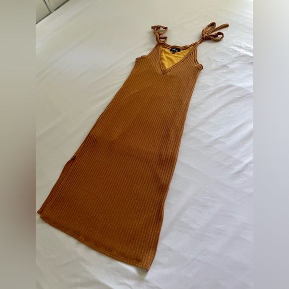 Lulus Ribbed Midi Dress - Picture 5 of 6